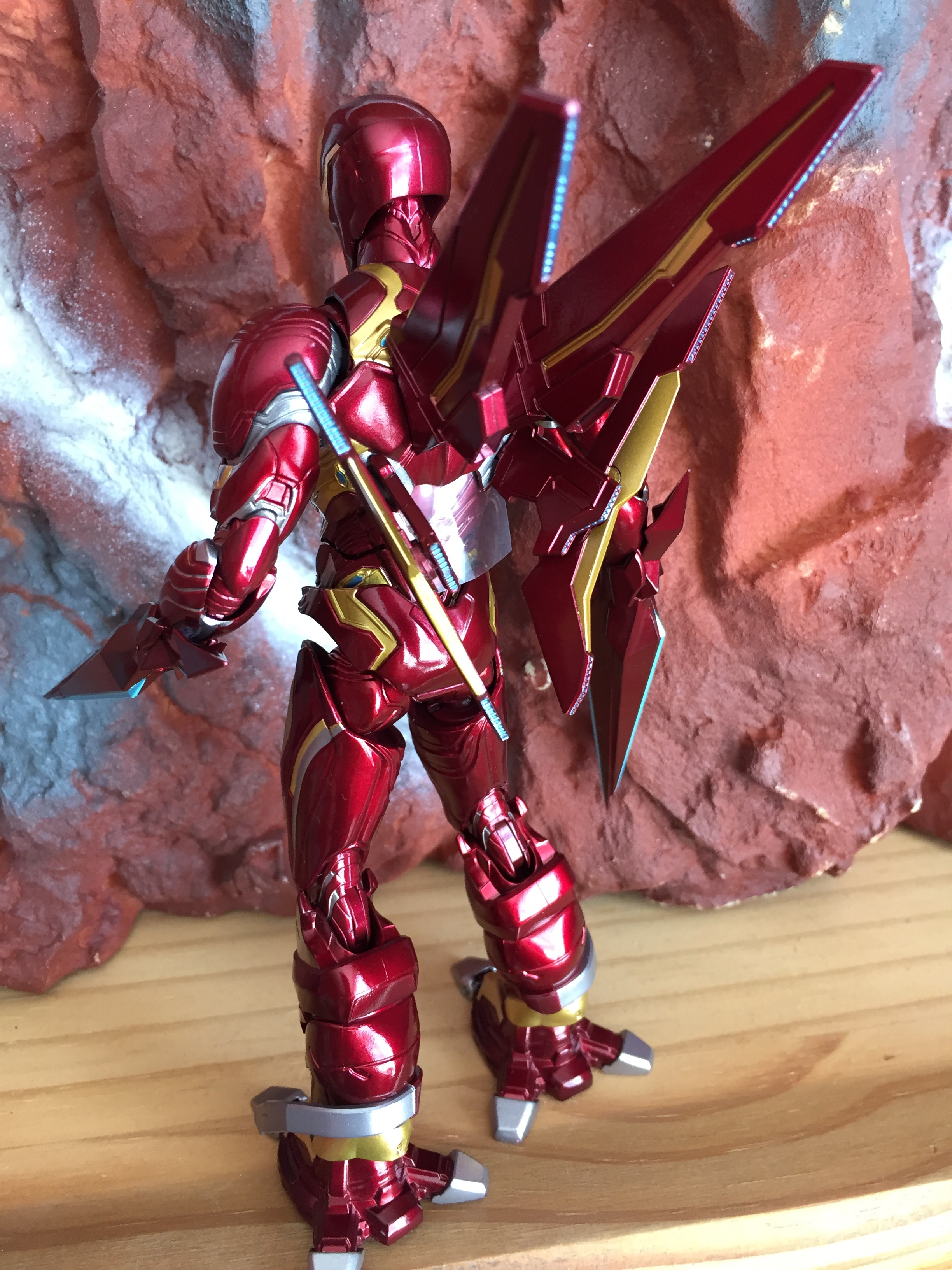 S.H Figuarts Review | Iron Man MK 50 Nano Weapon Set (Avengers ...