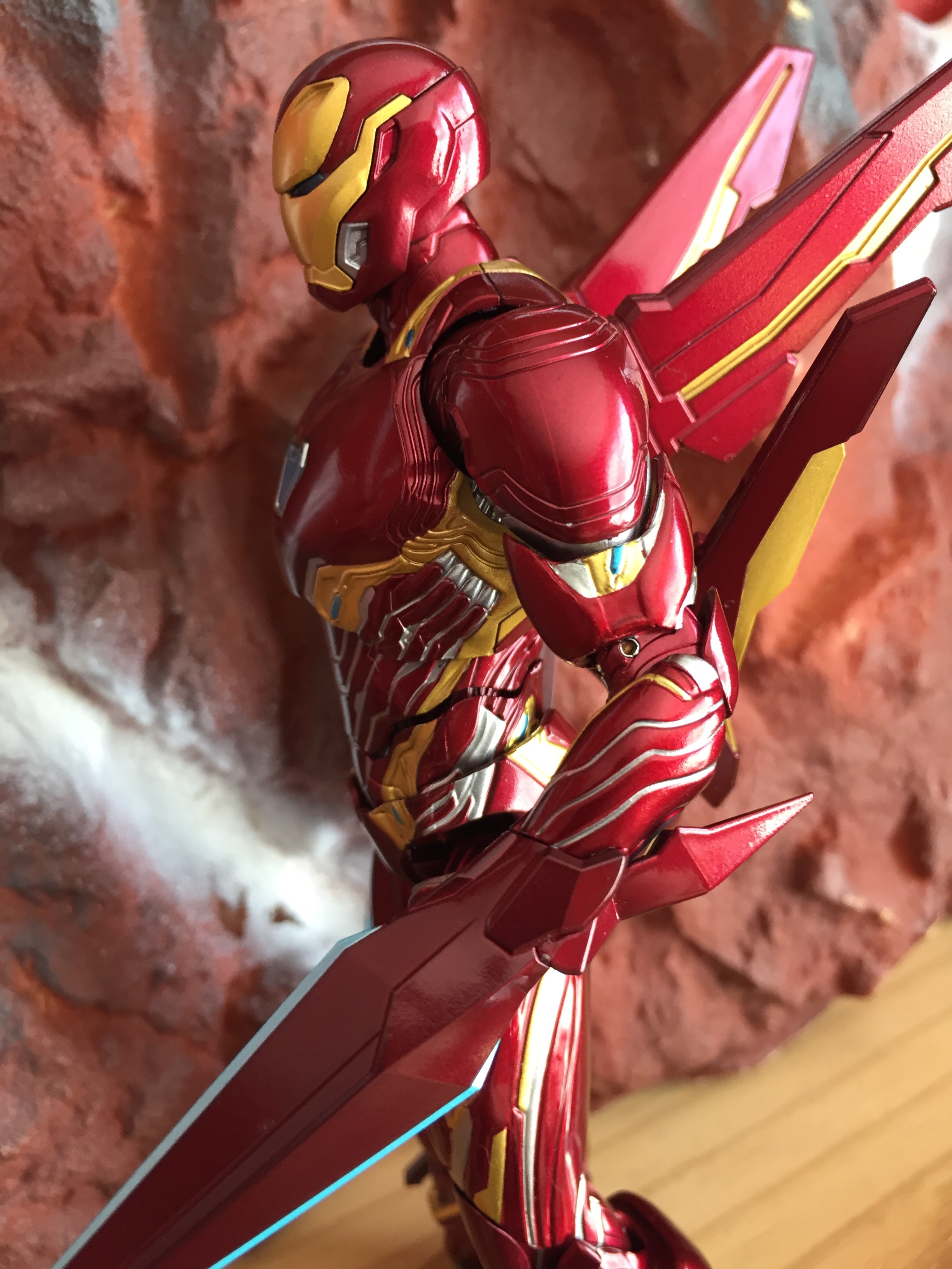 S.H Figuarts Review | Iron Man MK 50 Nano Weapon Set (Avengers ...